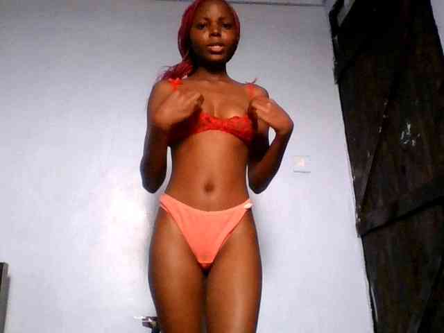 Hornygal21 webcam