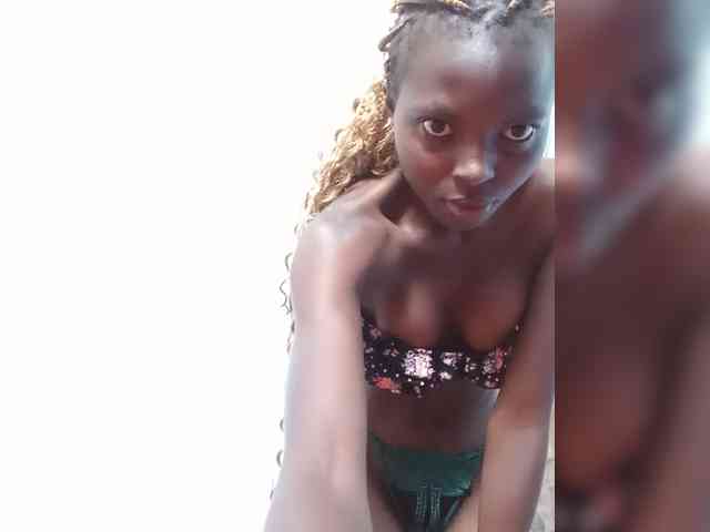 Hornygal21 webcam