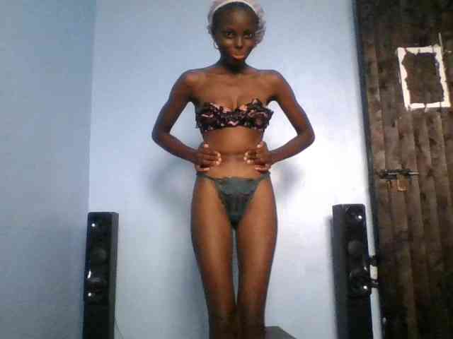 Hornygal21 Live Webcam on BongaCams