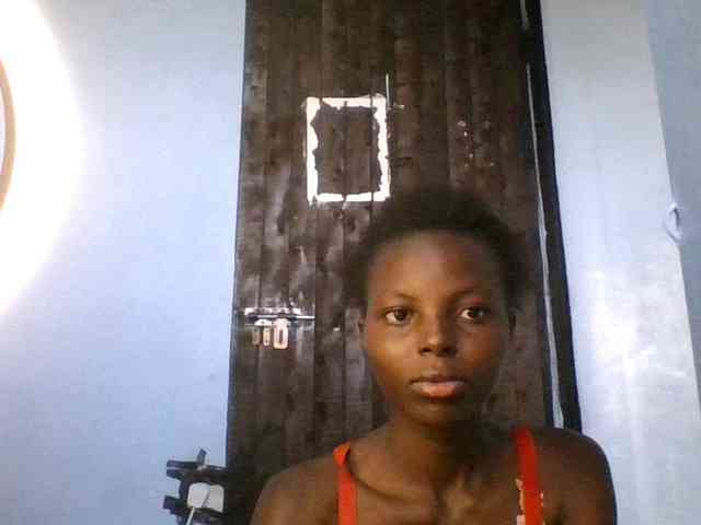 Hornygal21 webcam