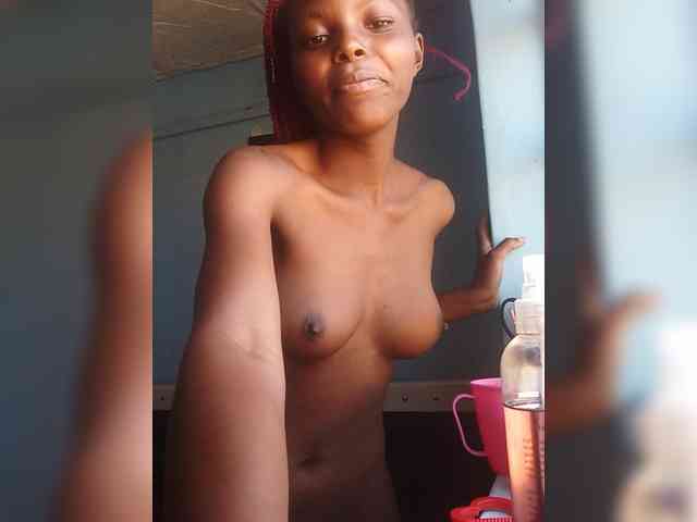 Hornygal21 webcam