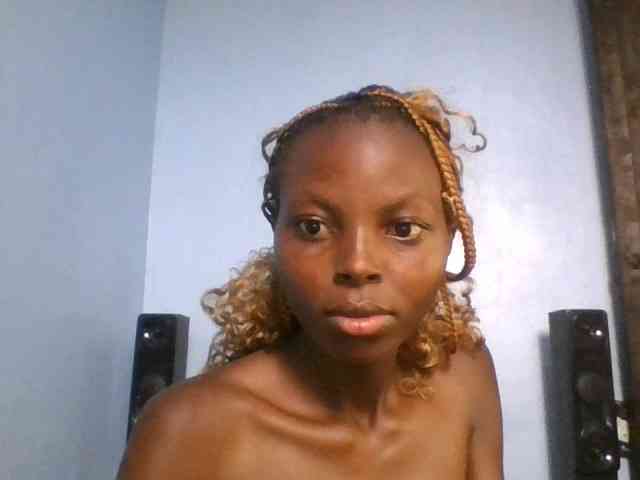 Hornygal21 webcam