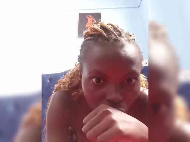 Hornygal21 webcam