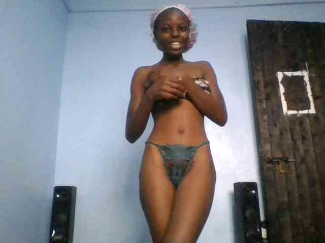 Hornygal21 webcam