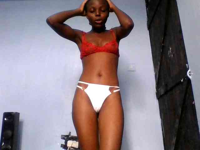 Hornygal21 webcam
