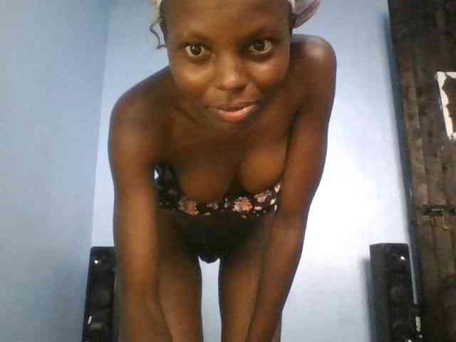 Hornygal21 webcam
