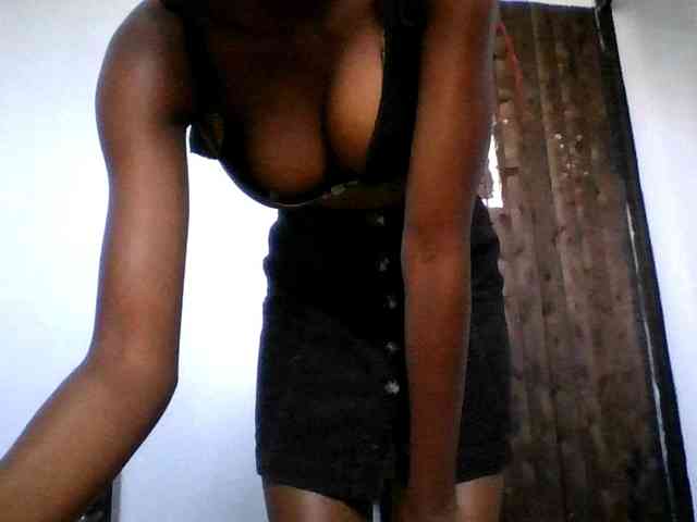 Hornygal21 Hornygal21