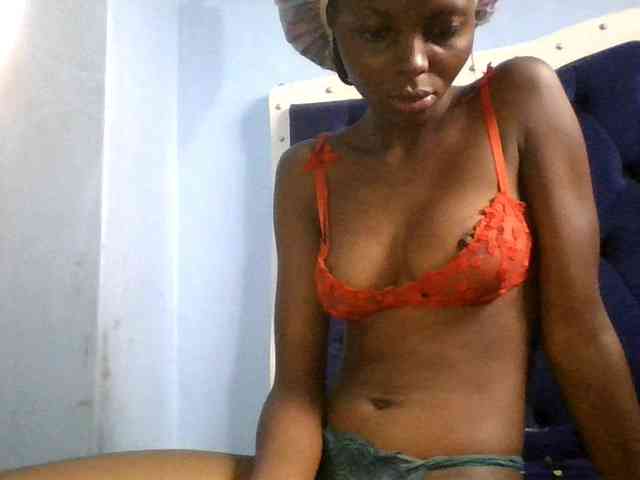 Hornygal21 webcam