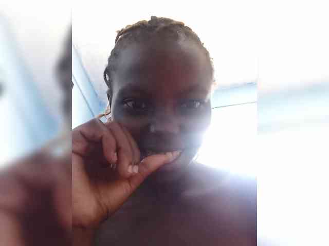 Hornygal21 webcam