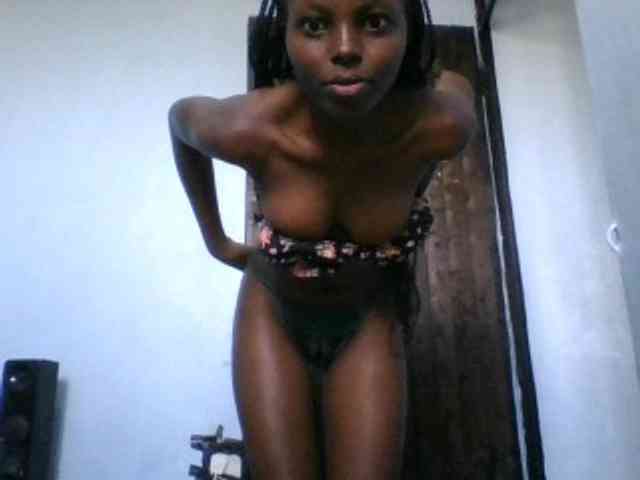 Hornygal21 webcam