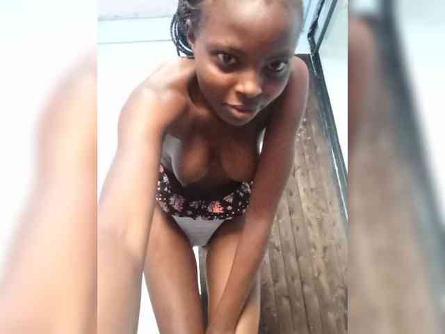 Hornygal21 webcam