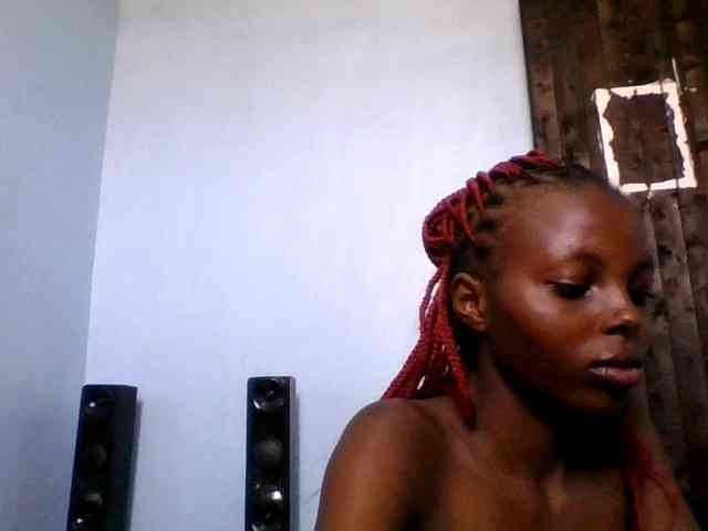Hornygal21 webcam