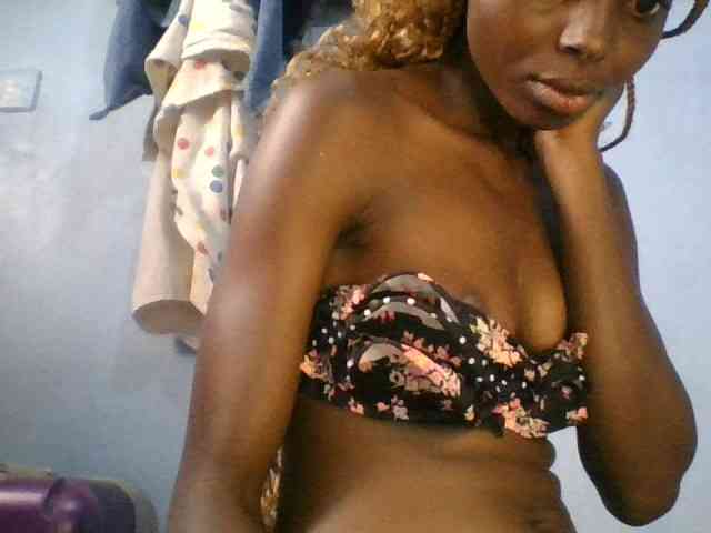 Hornygal21 webcam