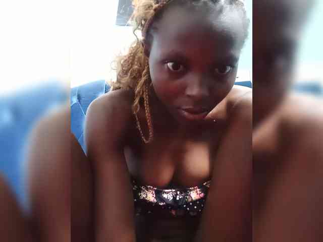 Hornygal21 webcam