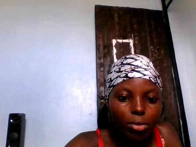 Hornygal21 webcam