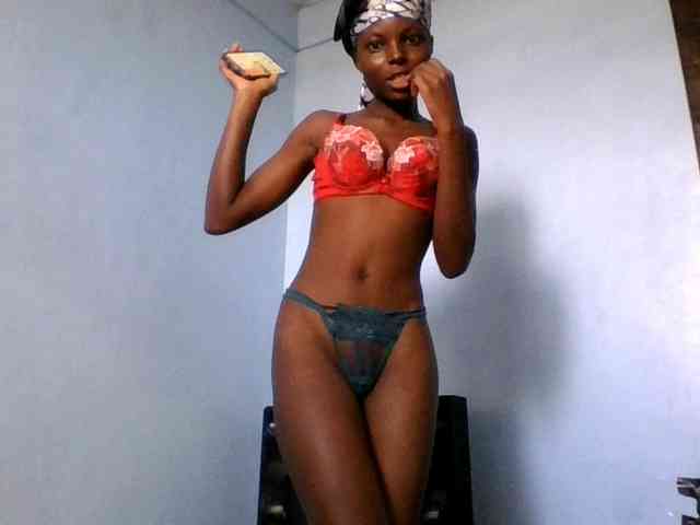Hornygal21 webcam