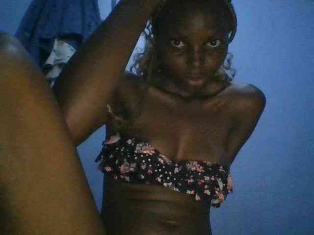Hornygal21 webcam