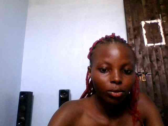Hornygal21 webcam
