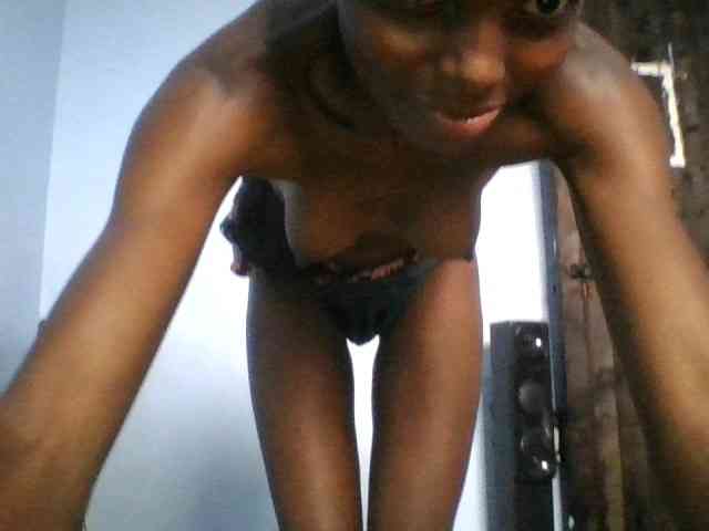 Hornygal21 webcam