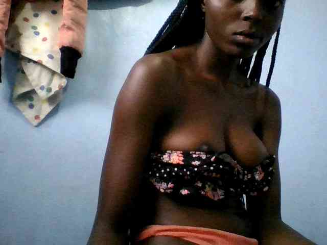 Hornygal21 webcam