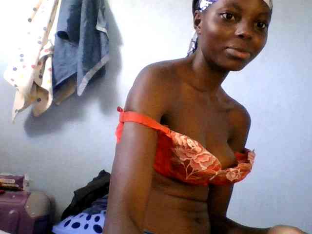Hornygal21 webcam