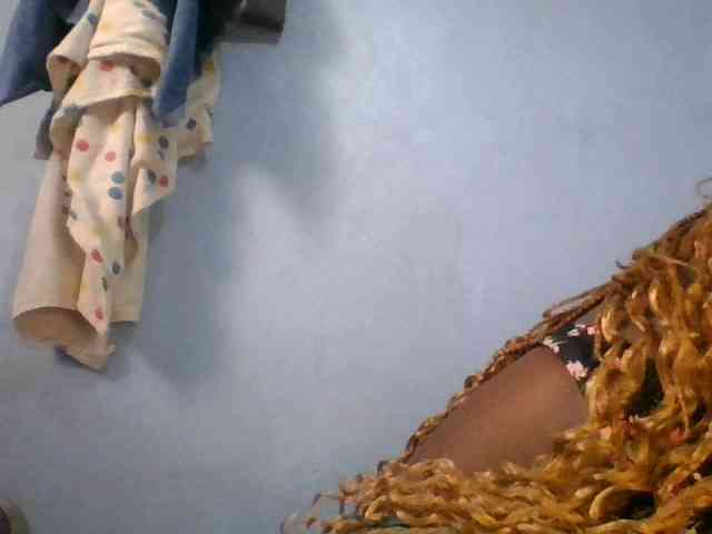 Hornygal21 webcam