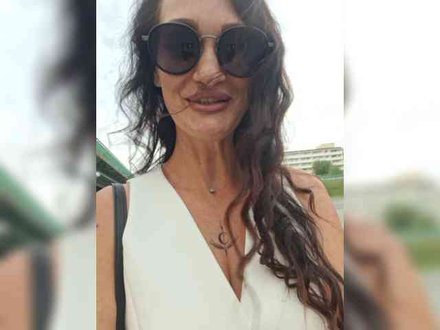 __BESTizaya_Alice__ webcam