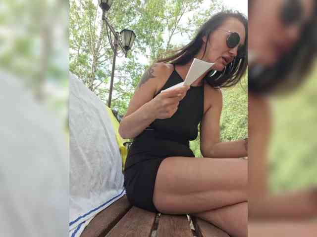 ALICEm Sex Cam Show