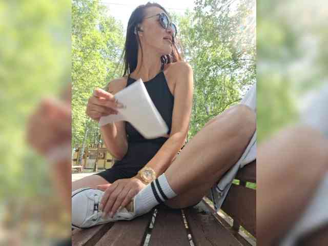 ALICEm Sex Cam Show