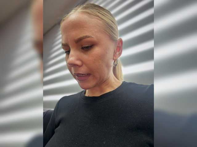 Mur-MurMeow live cam on BongaCams