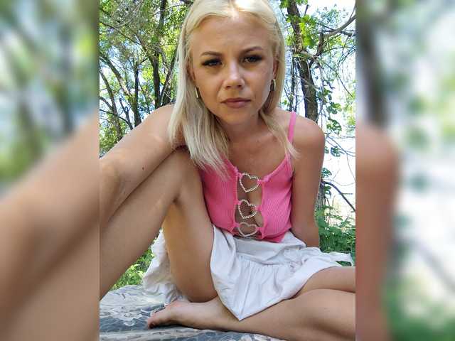 Mur-MurMeow live cam on BongaCams