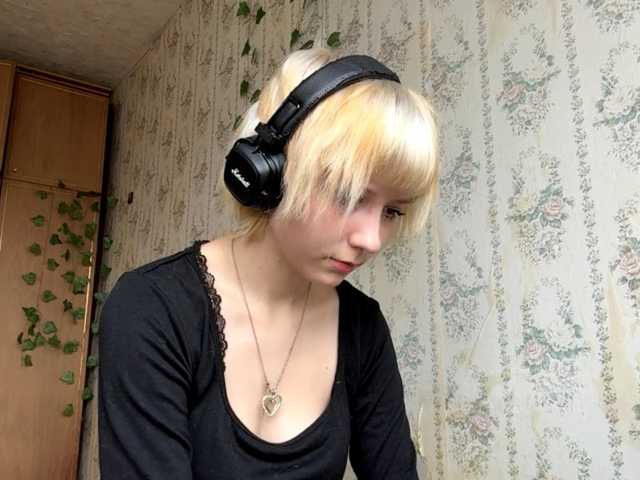 KerstinLoar live cam on BongaCams