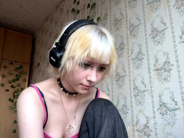 KerstinLoar live cam on BongaCams