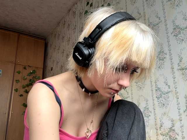 KerstinLoar live cam on BongaCams