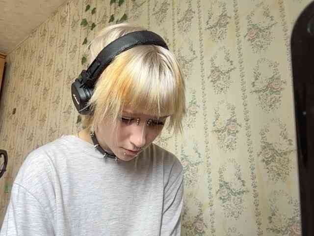 KerstinLoar webcam
