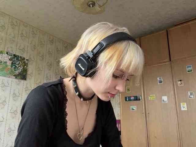 KerstinLoar webcam