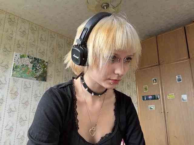 KerstinLoar webcam