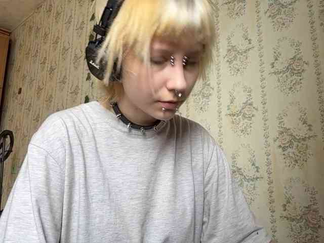 KerstinLoar webcam
