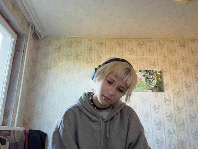 KerstinLoar webcam