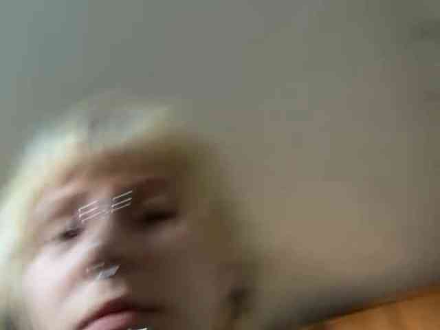 KerstinLoar webcam
