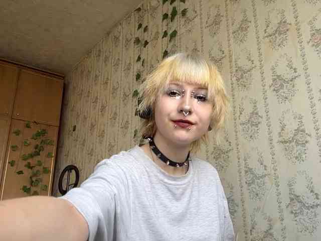 KerstinLoar webcam