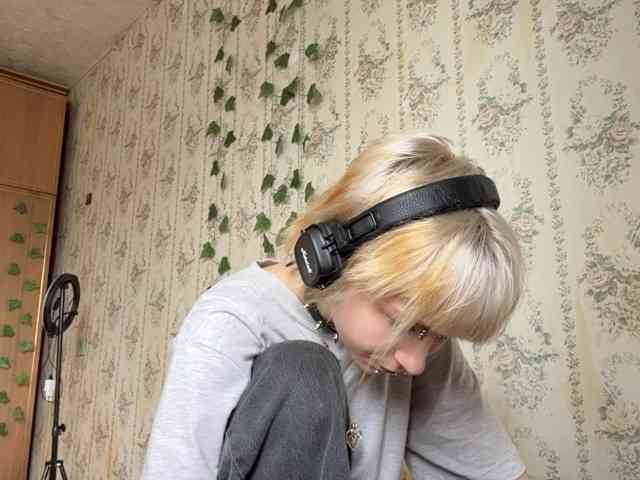 KerstinLoar webcam