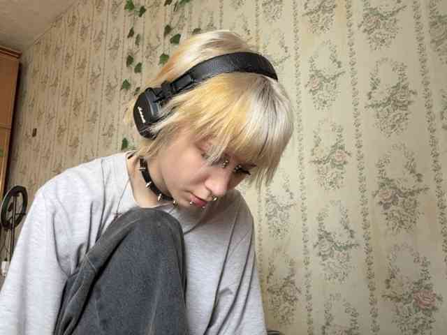 KerstinLoar webcam
