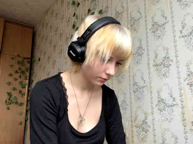 KerstinLoar webcam