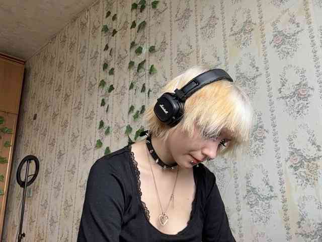 KerstinLoar webcam