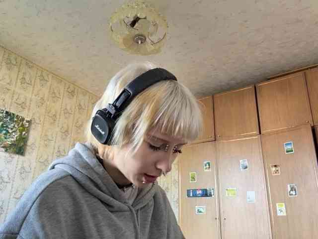 KerstinLoar webcam