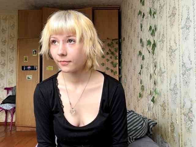 KerstinLoar webcam