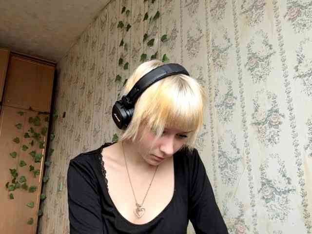 KerstinLoar webcam