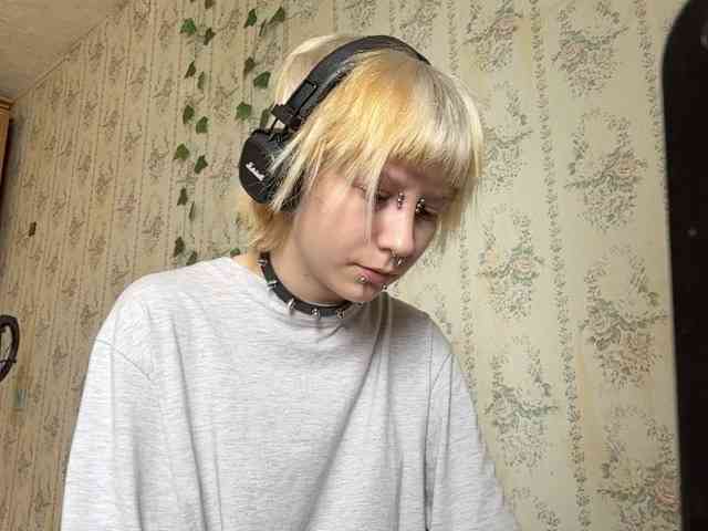 KerstinLoar webcam