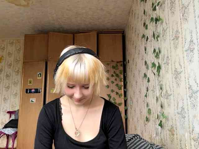 KerstinLoar webcam